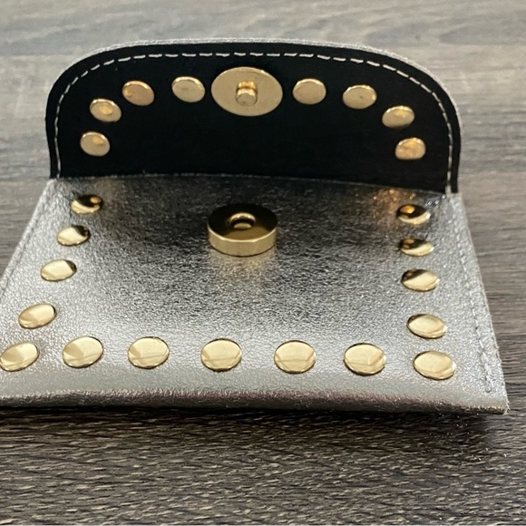 BORSE IN PELLE made in Italy gold studded change purse wallet new boutique gift - Picture 2 of 5
